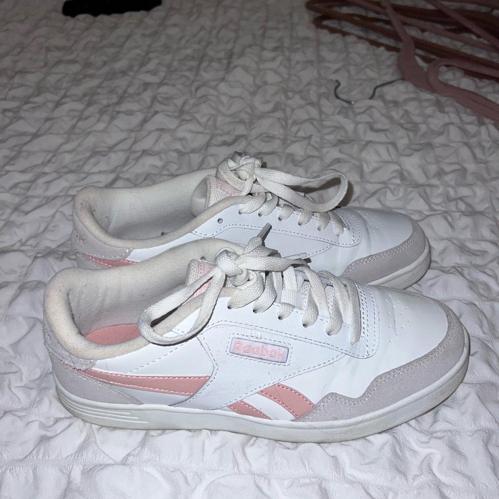 Reebok Women's Sneakers - White and Pink